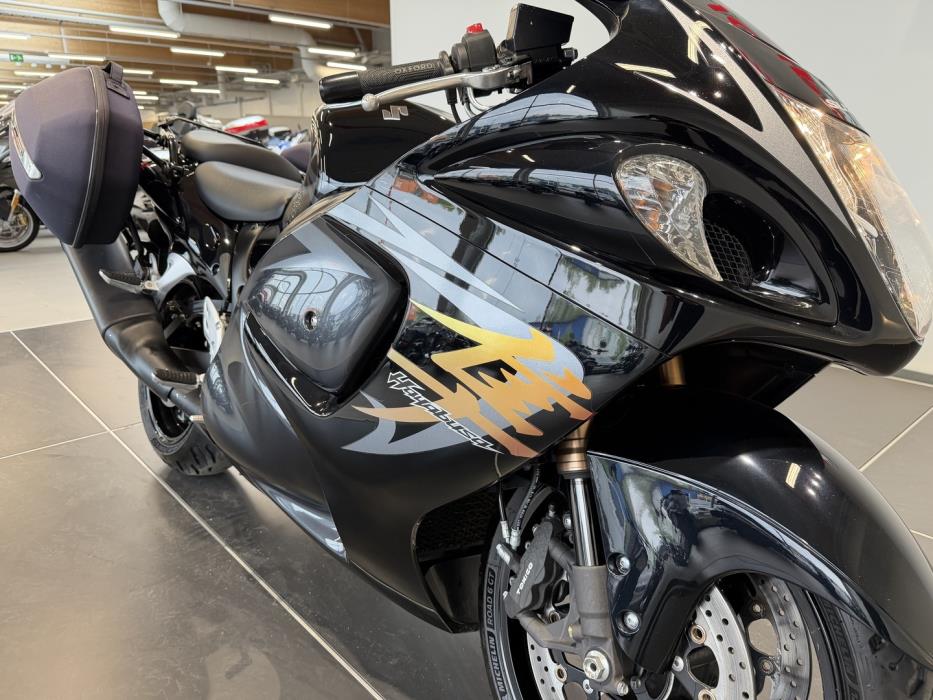 SUZUKI GSX 2011