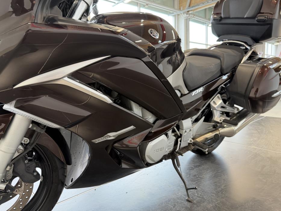 YAMAHA FJR 2014