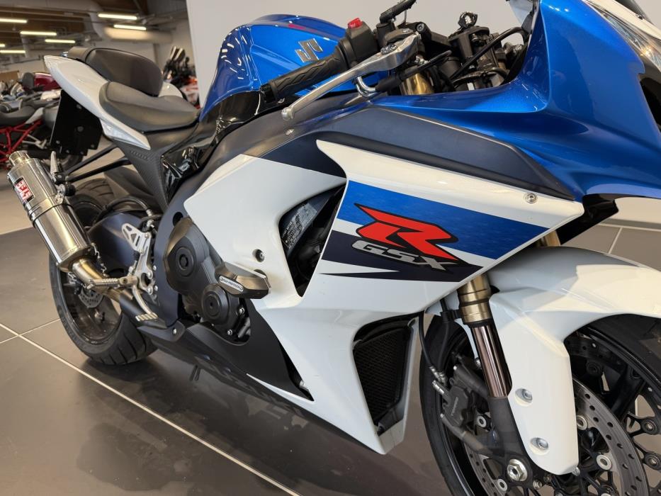 SUZUKI GSX-R 2011