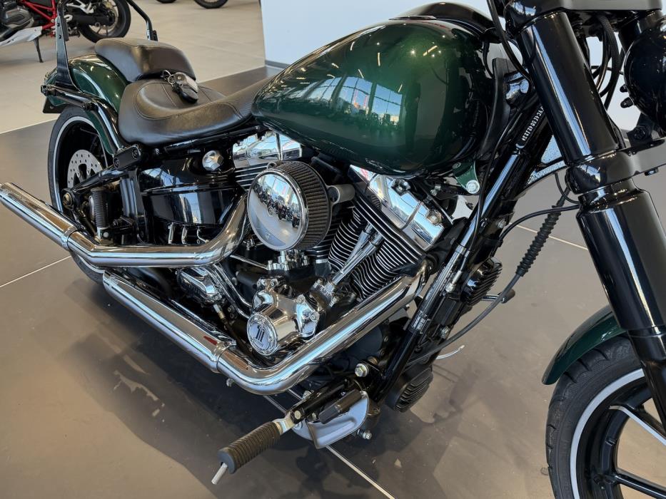 HARLEY-DAVIDSON SOFTAIL 2014