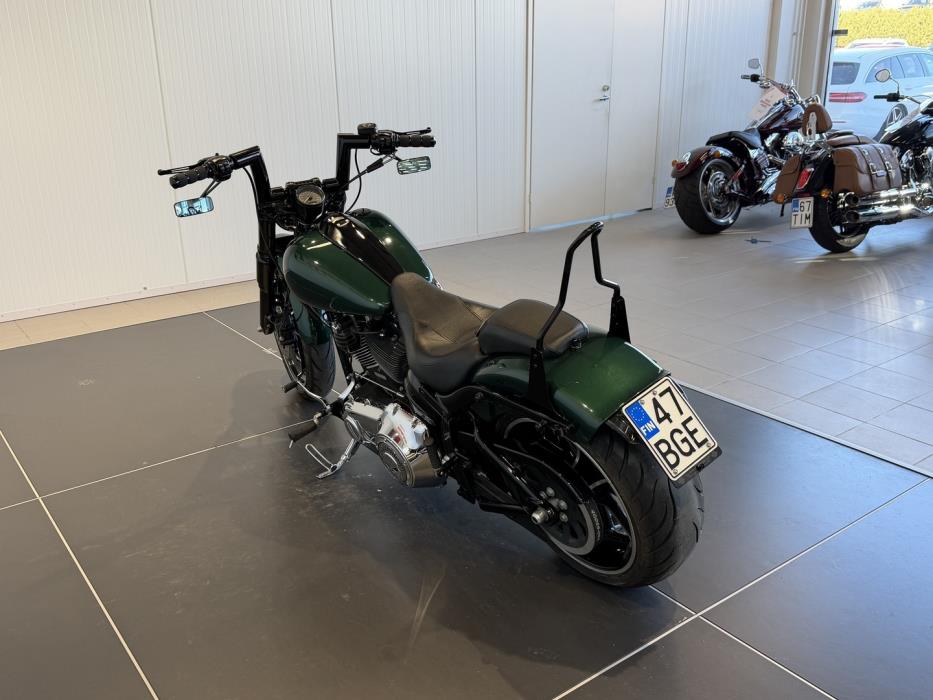 HARLEY-DAVIDSON SOFTAIL 2014