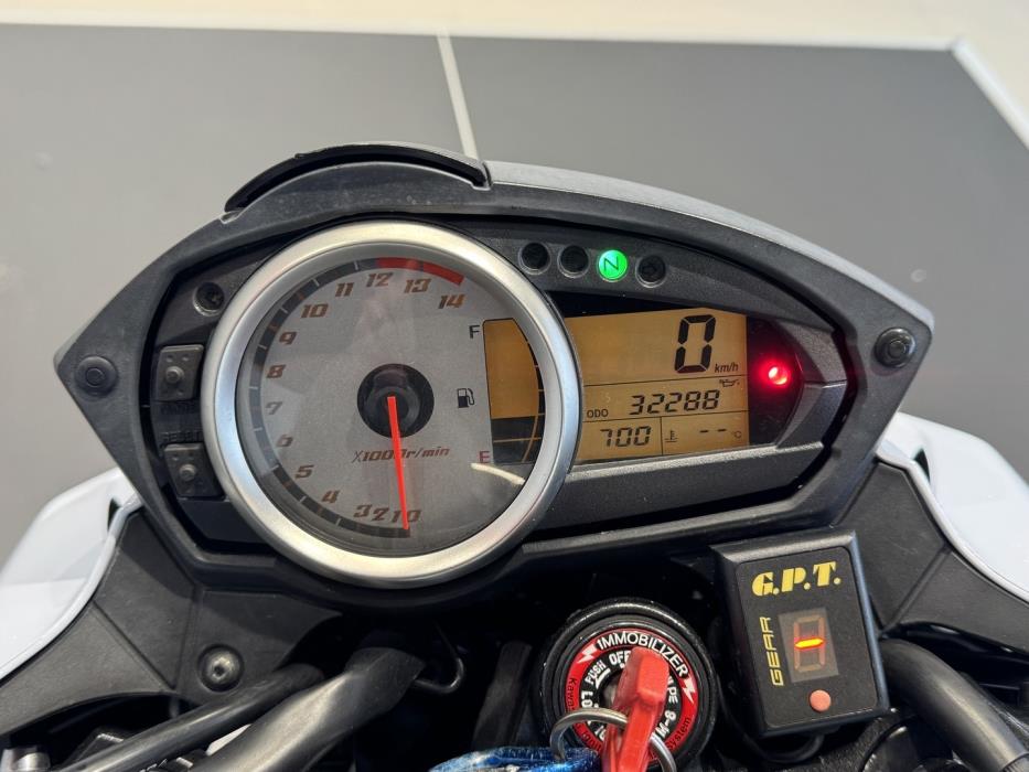 KAWASAKI Z 2010