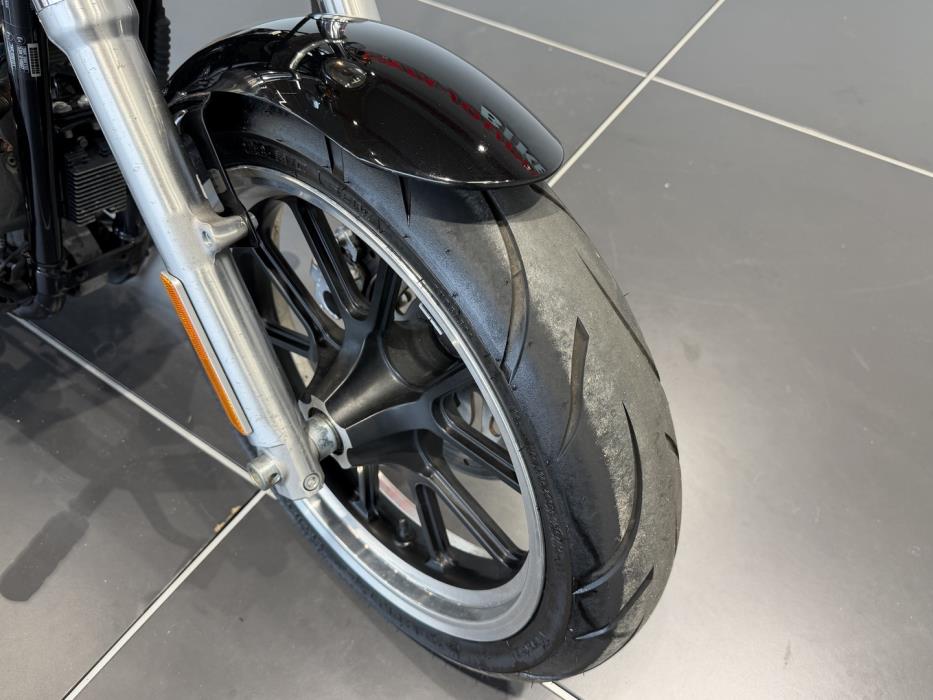 HARLEY-DAVIDSON SPORTSTER 2012