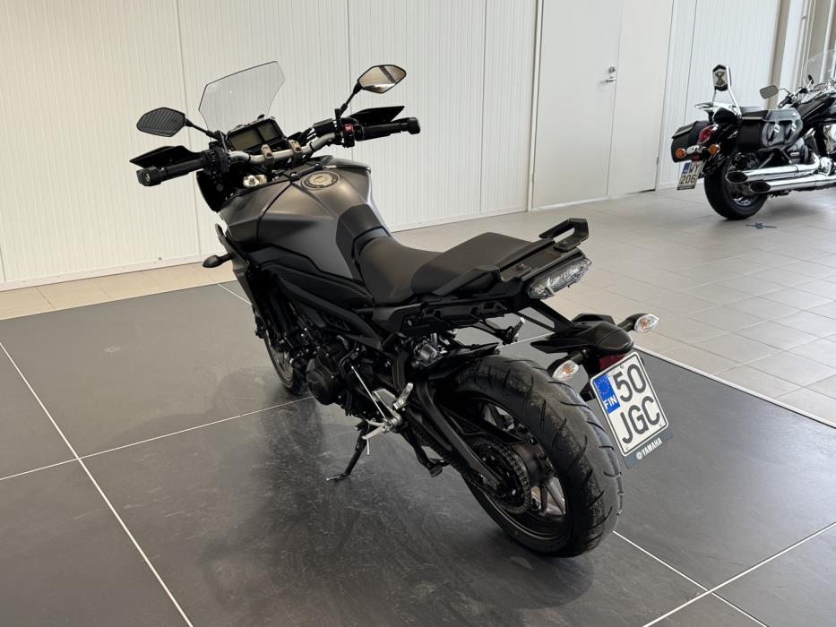 YAMAHA MT-09 2015