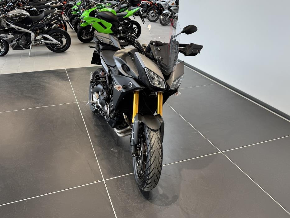 YAMAHA MT-09 2015