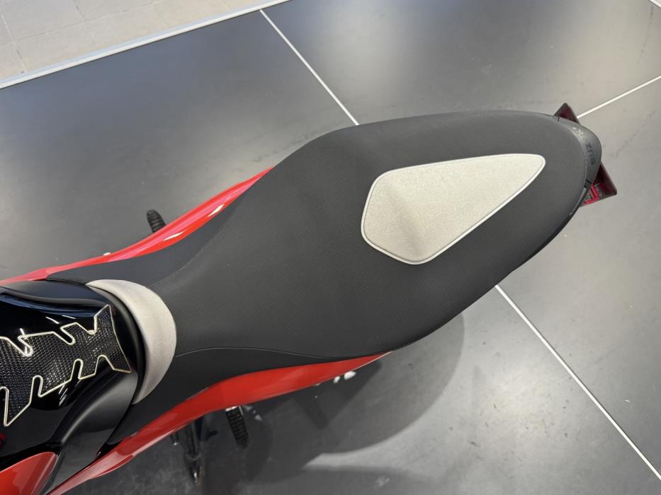 SUZUKI SFV 650 GLADIUS 2010