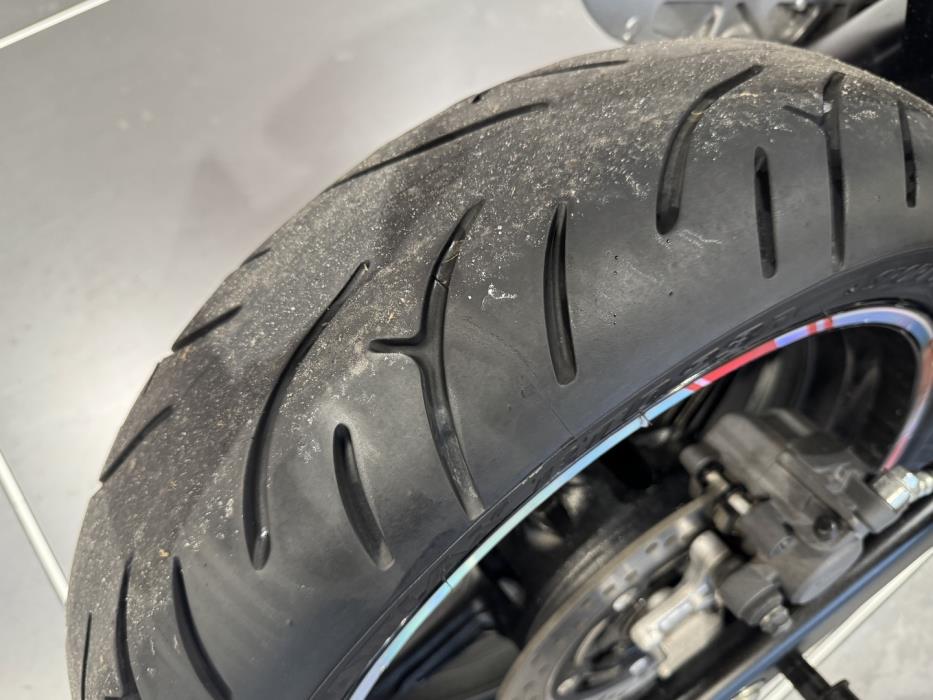 SUZUKI SFV 650 GLADIUS 2010