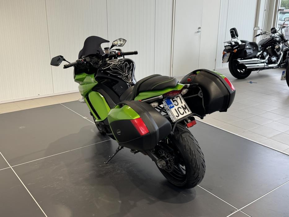 KAWASAKI Z 2011