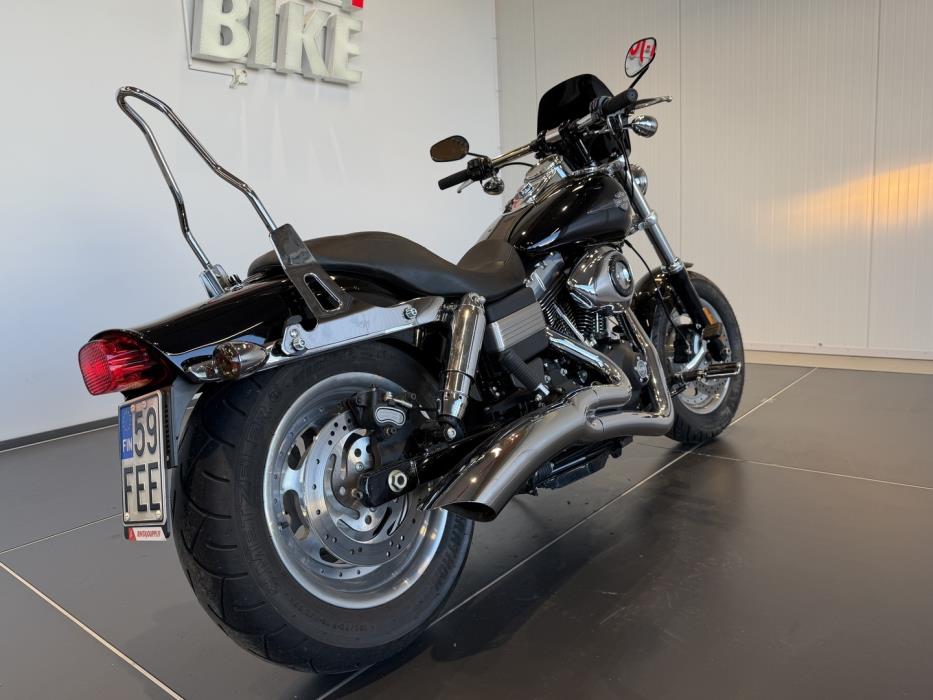 HARLEY-DAVIDSON DYNA 2012