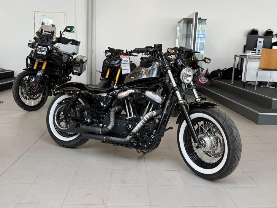 HARLEY-DAVIDSON SPORTSTER 2015