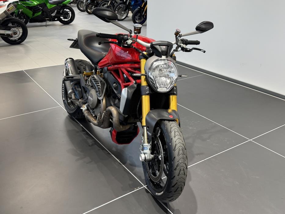 DUCATI MONSTER 2014