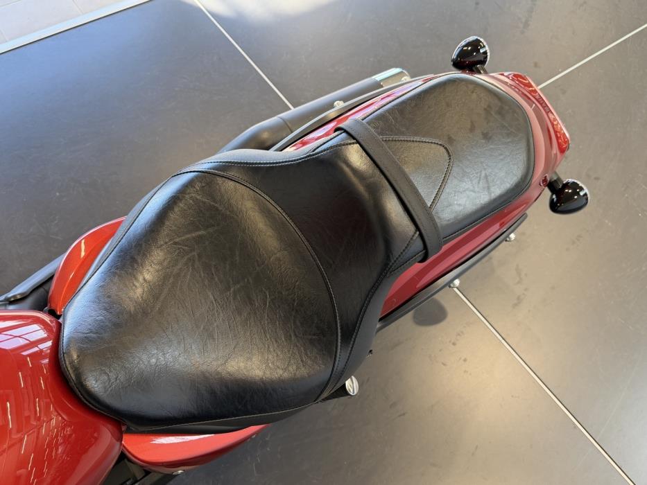 YAMAHA XVS 2014