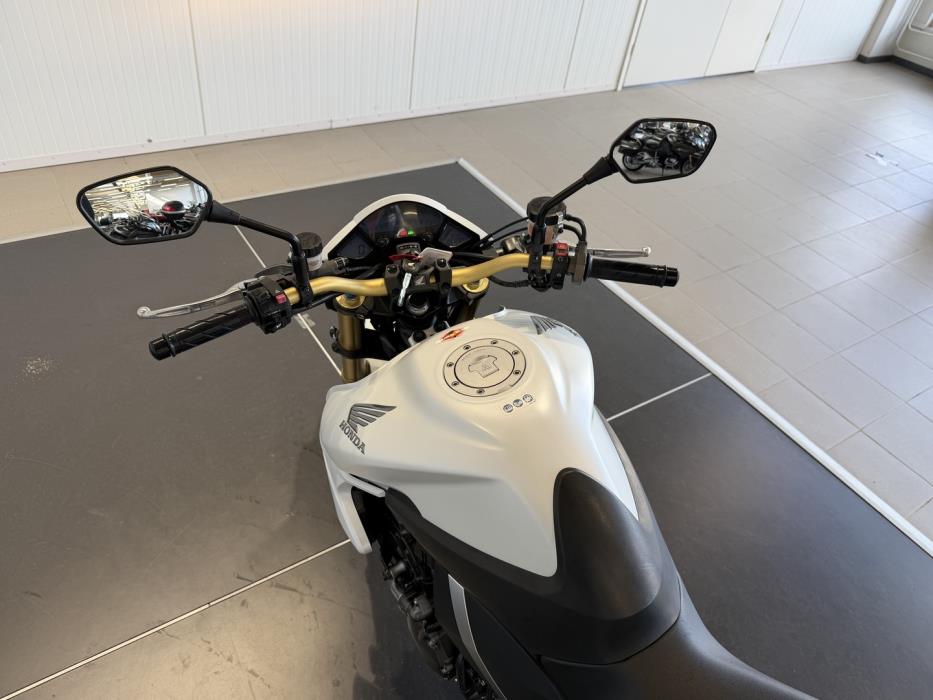 HONDA CB 2013