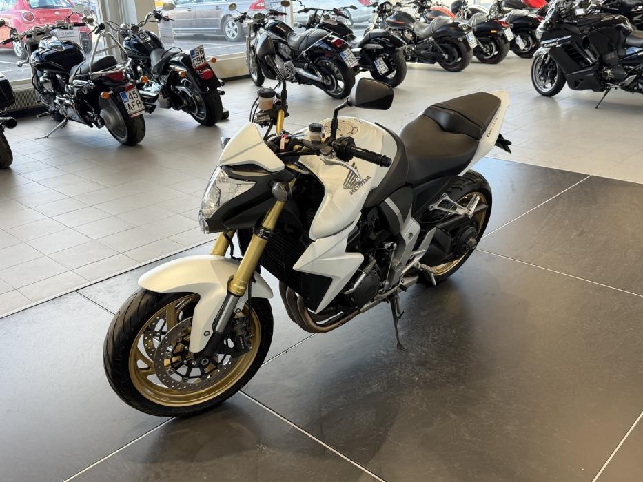 HONDA CB 2013