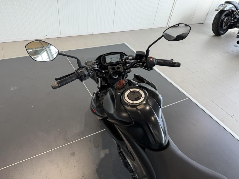 SUZUKI GSX-S 2017