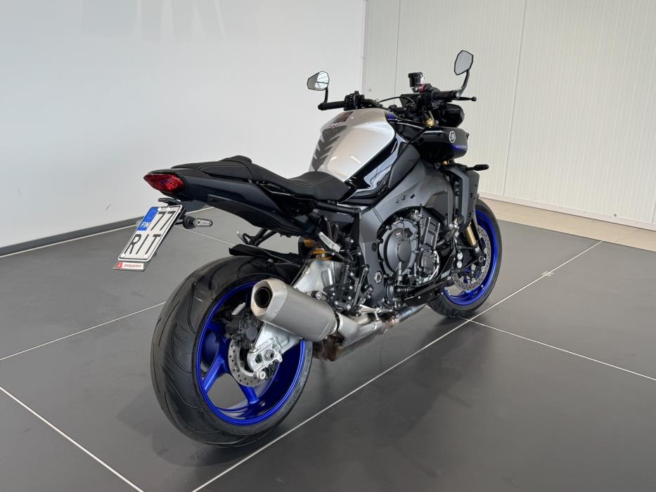 YAMAHA MT-10 2022