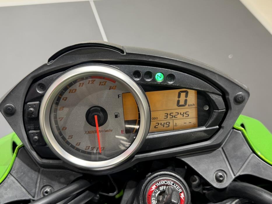 KAWASAKI Z 2012