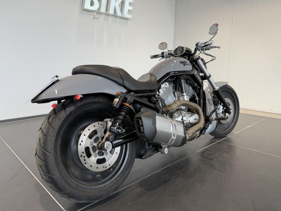 HARLEY-DAVIDSON VRSC 2003