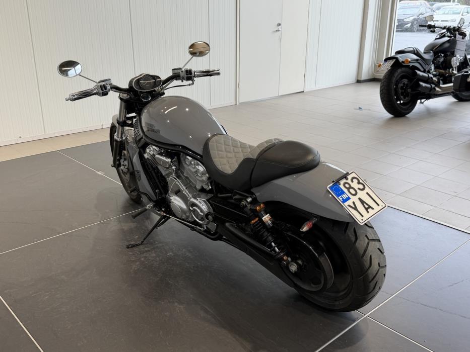HARLEY-DAVIDSON VRSC 2003