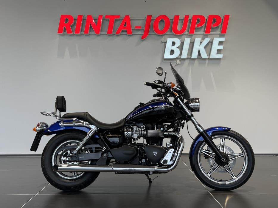TRIUMPH SPEEDMASTER 2013