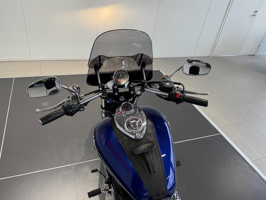 TRIUMPH SPEEDMASTER 2013