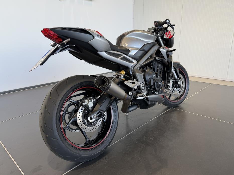 TRIUMPH STREET TRIPLE 2020