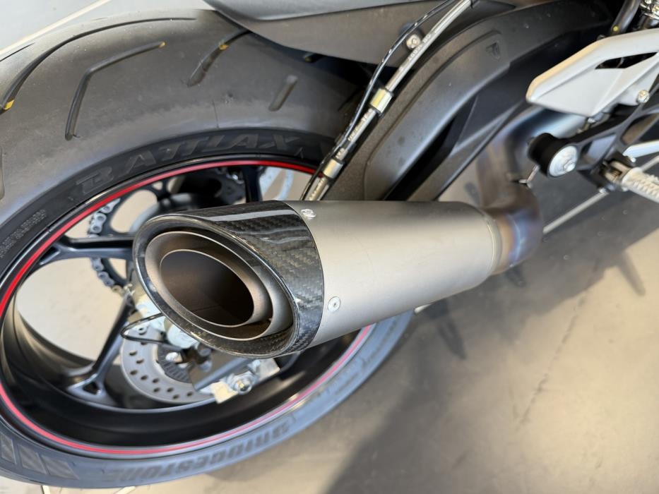 TRIUMPH STREET TRIPLE 2020
