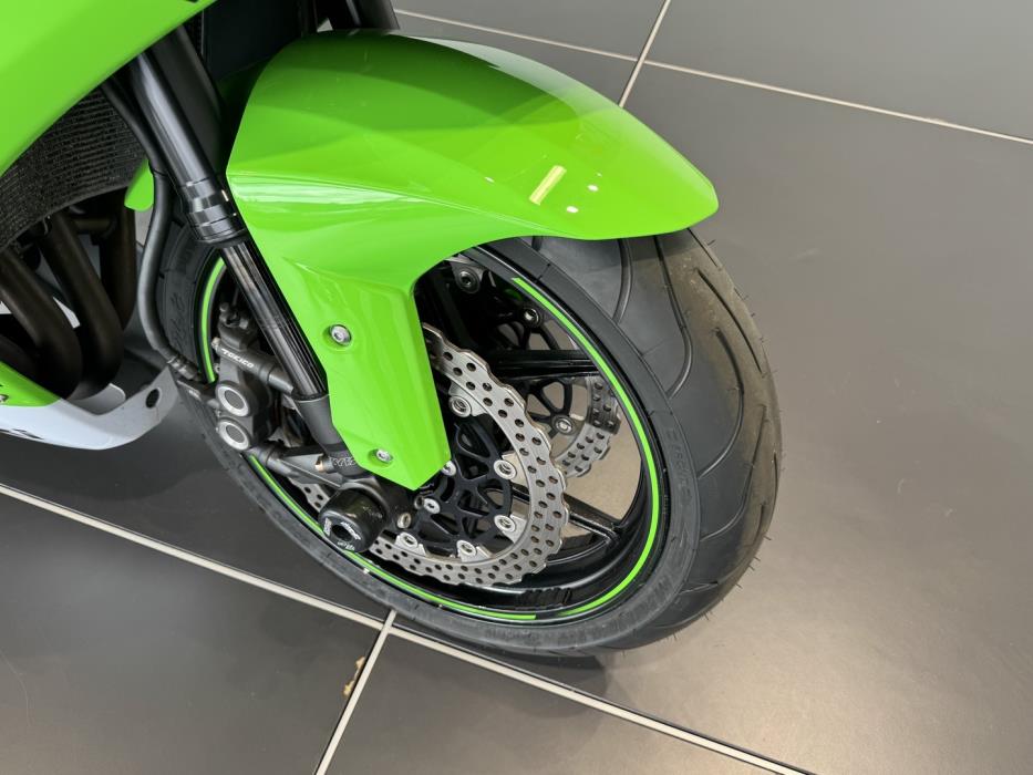 KAWASAKI ZX-10R 2010