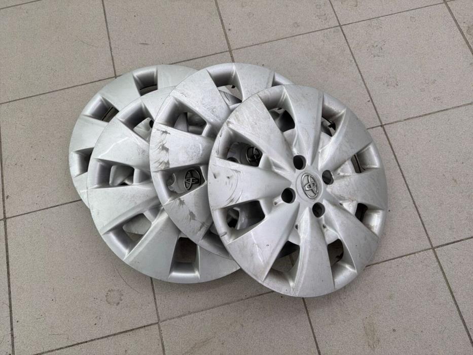 TOYOTA Yaris 2009