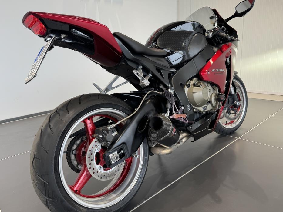 HONDA CBR 2009