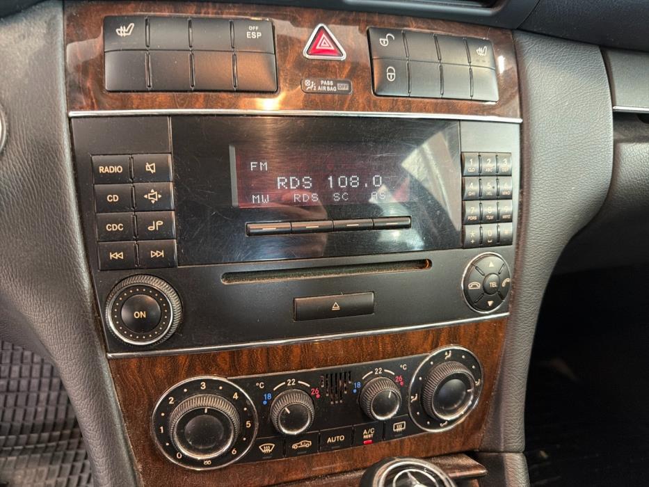 MERCEDES-BENZ C 2008