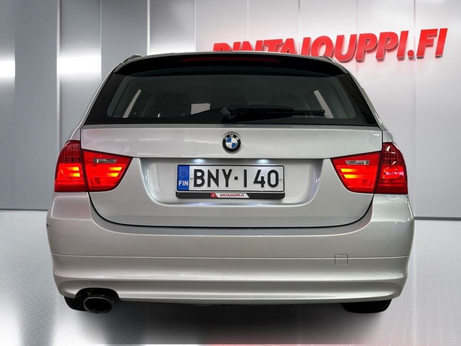BMW 318 2009