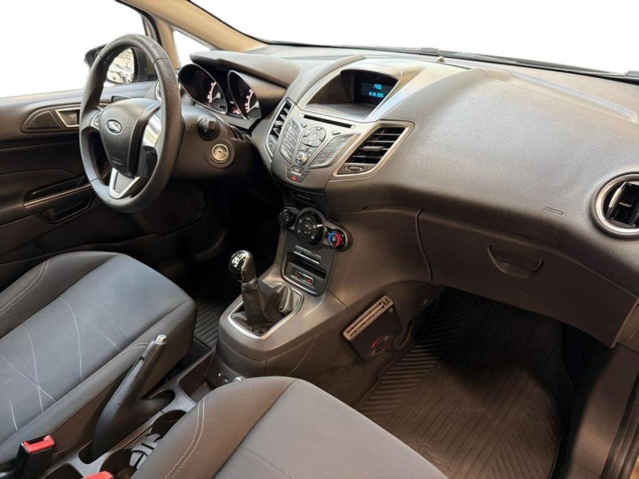 FORD Fiesta 2015