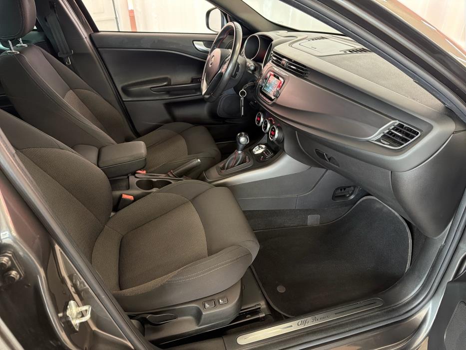 ALFA ROMEO Giulietta 2016