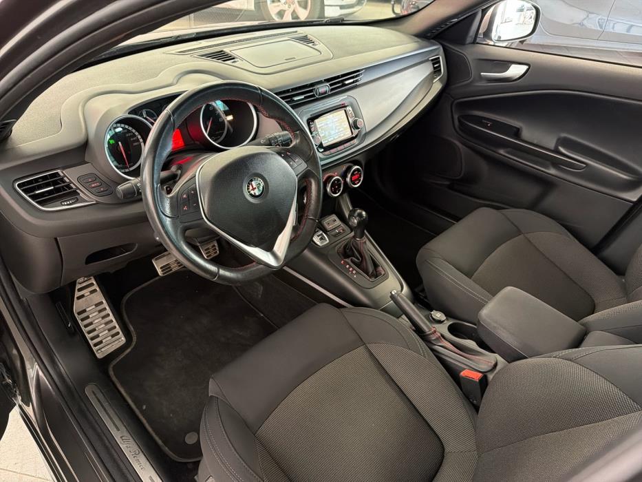 ALFA ROMEO Giulietta 2016