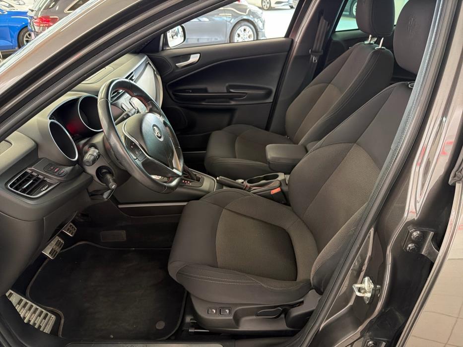 ALFA ROMEO Giulietta 2016