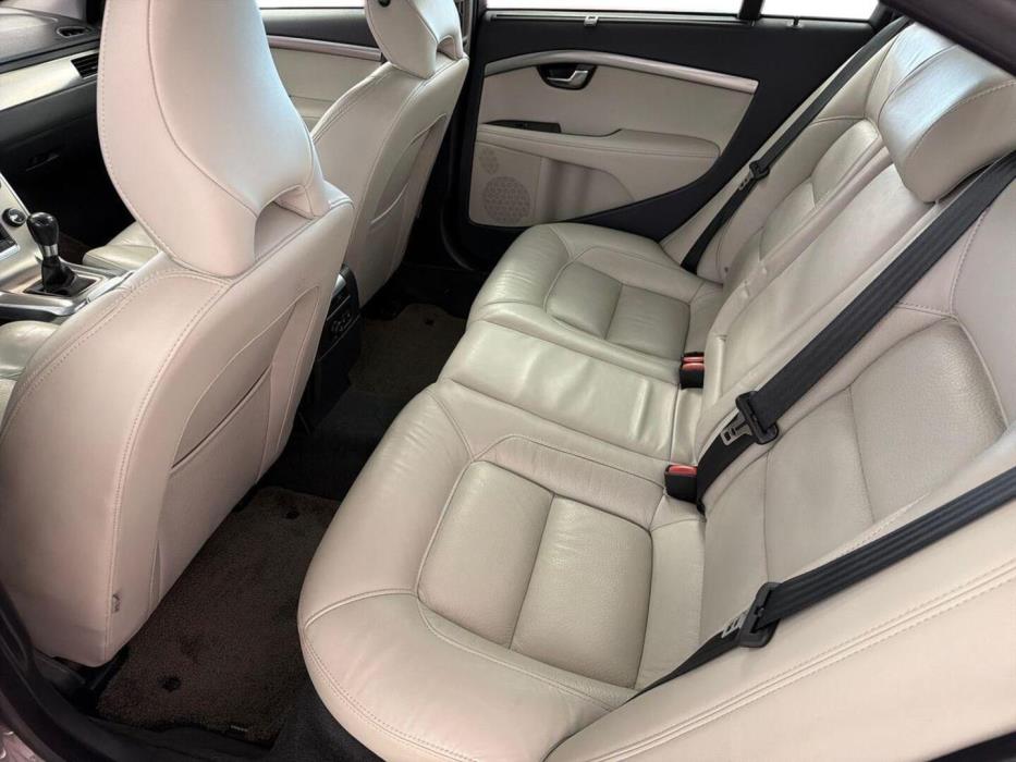 VOLVO S80 2012