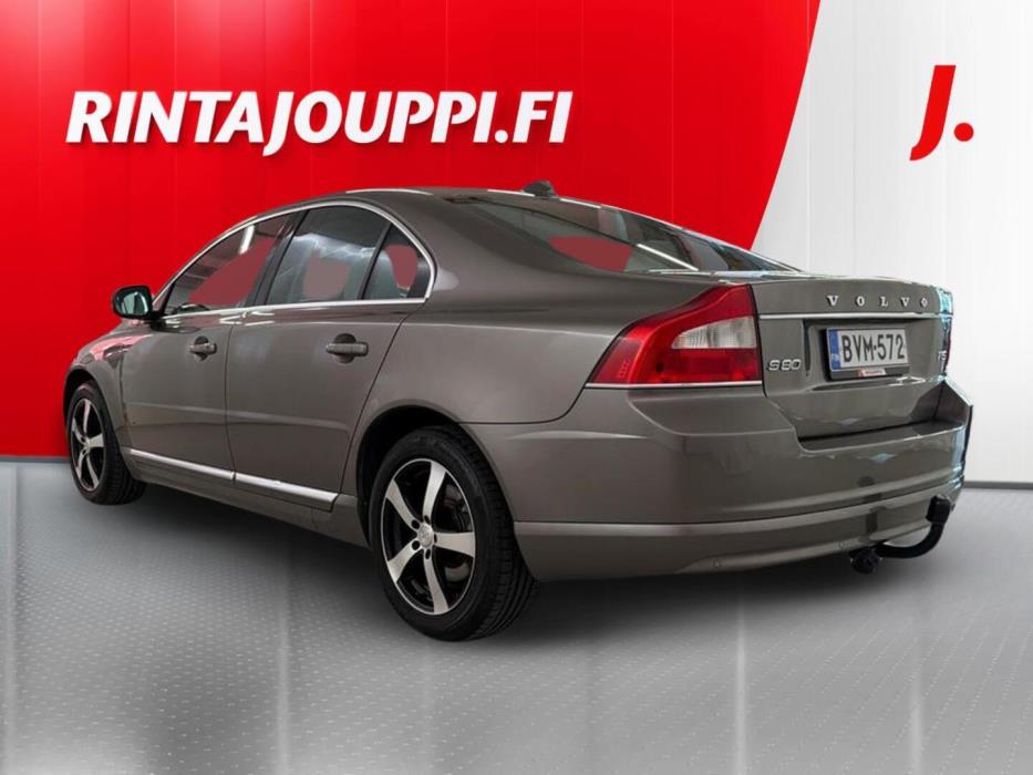 VOLVO S80 2012