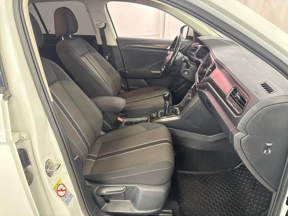 VOLKSWAGEN T-Roc 2019