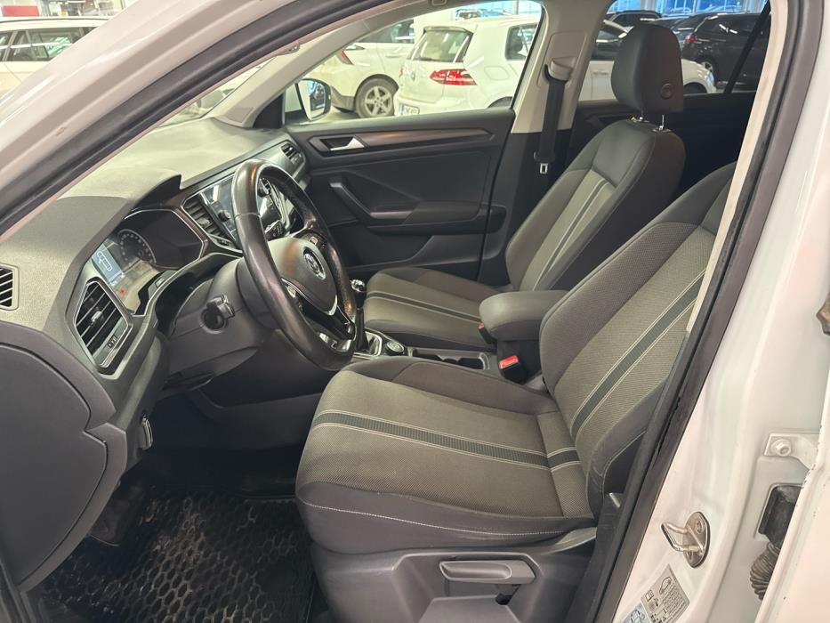 VOLKSWAGEN T-Roc 2019