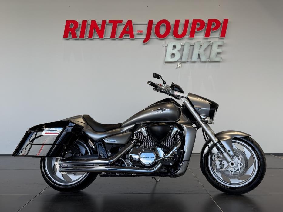 SUZUKI INTRUDER 2008