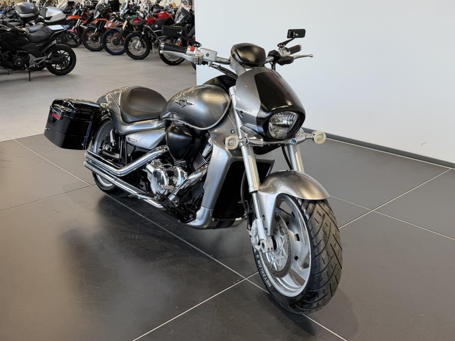 SUZUKI INTRUDER 2008