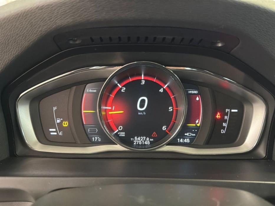 VOLVO V60 2017