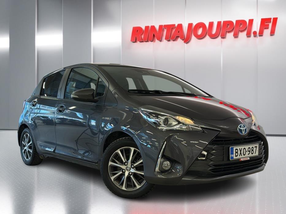 TOYOTA Yaris 2019