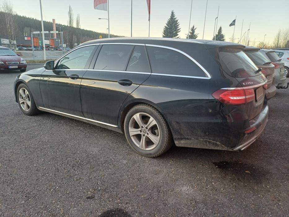 MERCEDES-BENZ E 2018