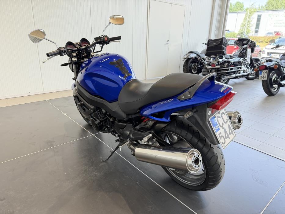 HONDA X11 2003