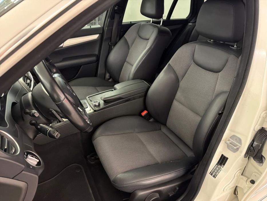 MERCEDES-BENZ C 2011