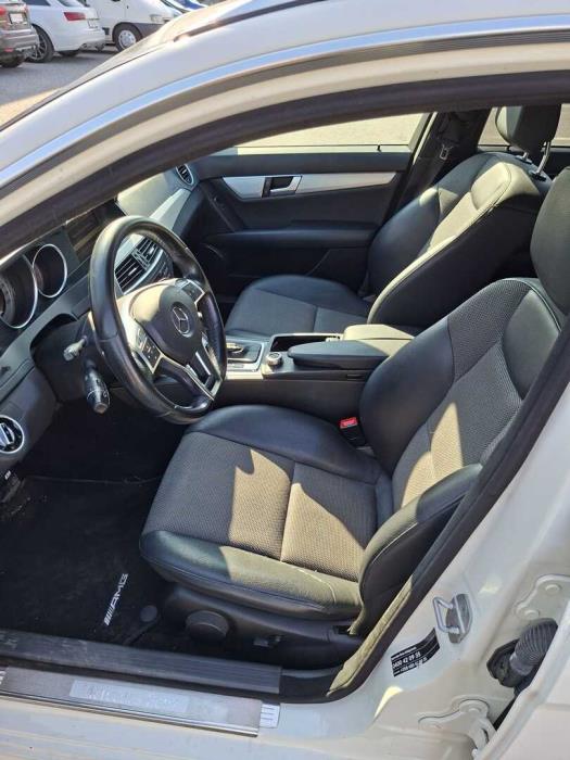 MERCEDES-BENZ C 2011