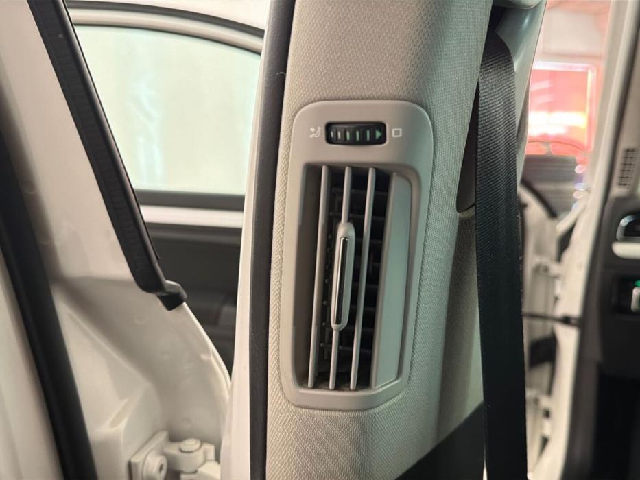 SKODA Superb 2012
