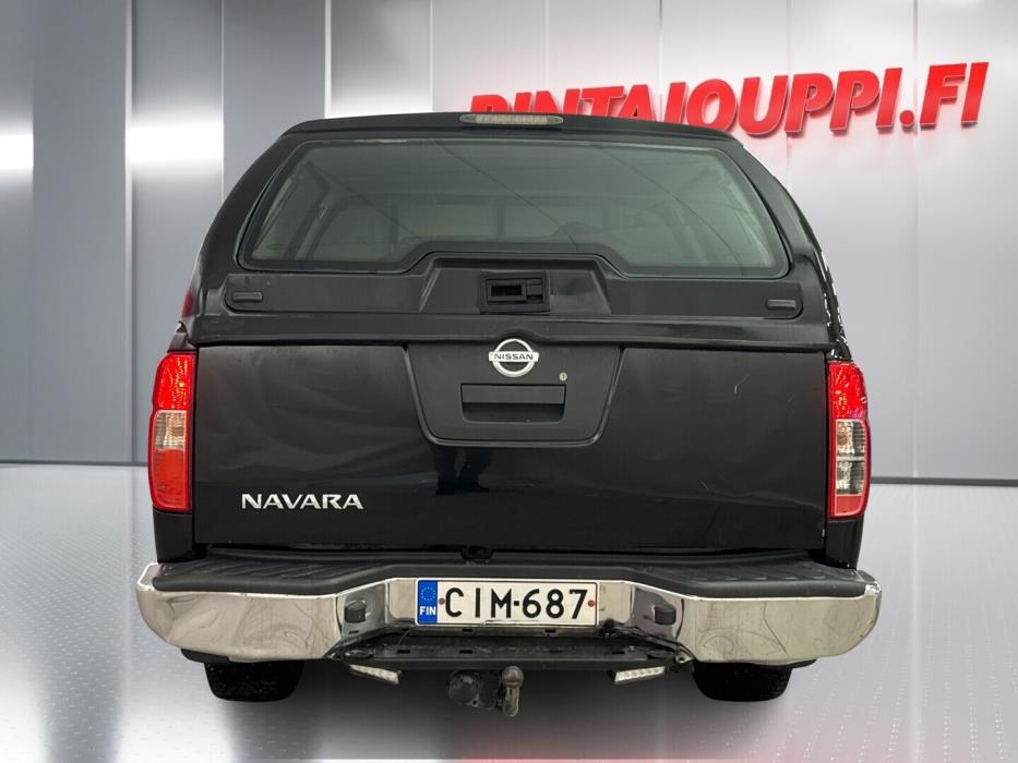 NISSAN Navara 2012